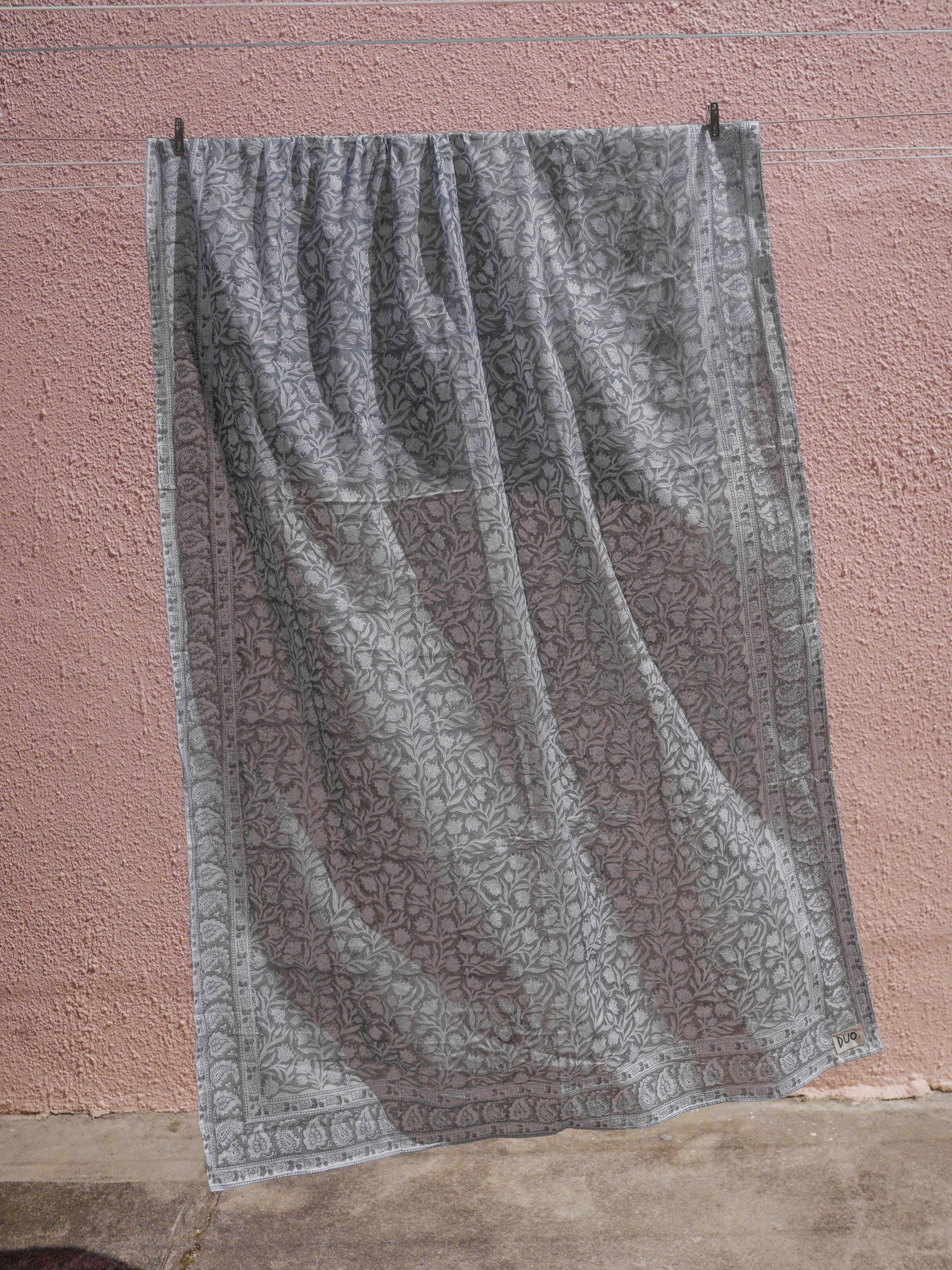 Lila Pareo